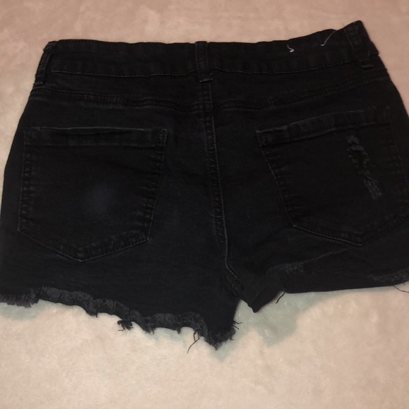 MIAMI shorts - Picture 1 of 3